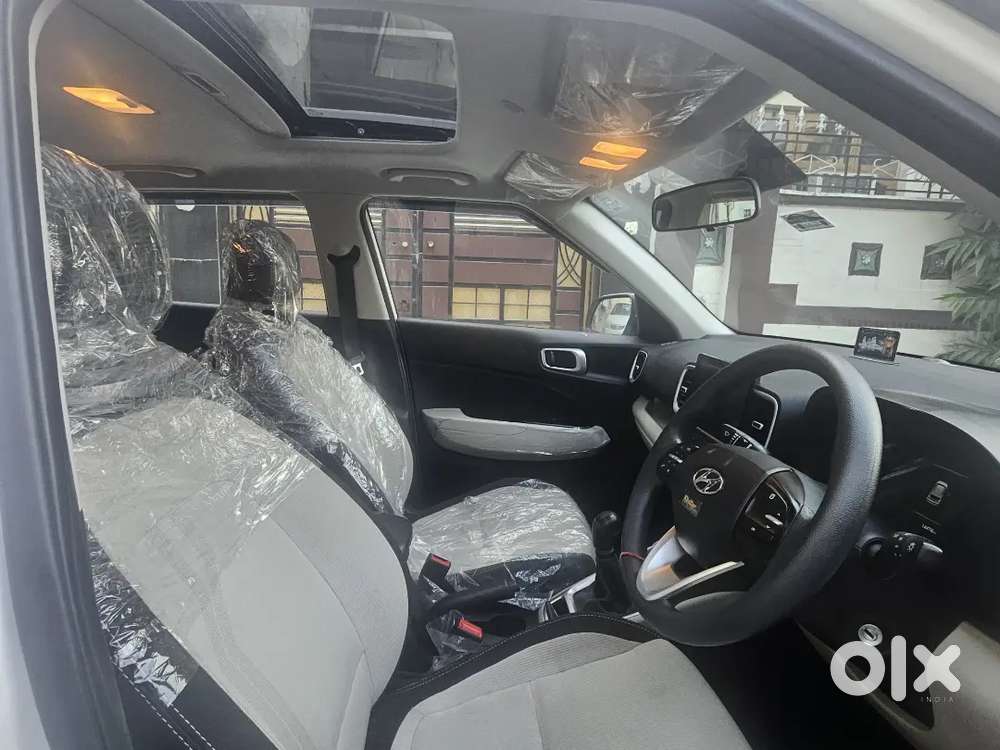 Variant S Optional Plus Sunroof 1st Owner Recently Service Done
