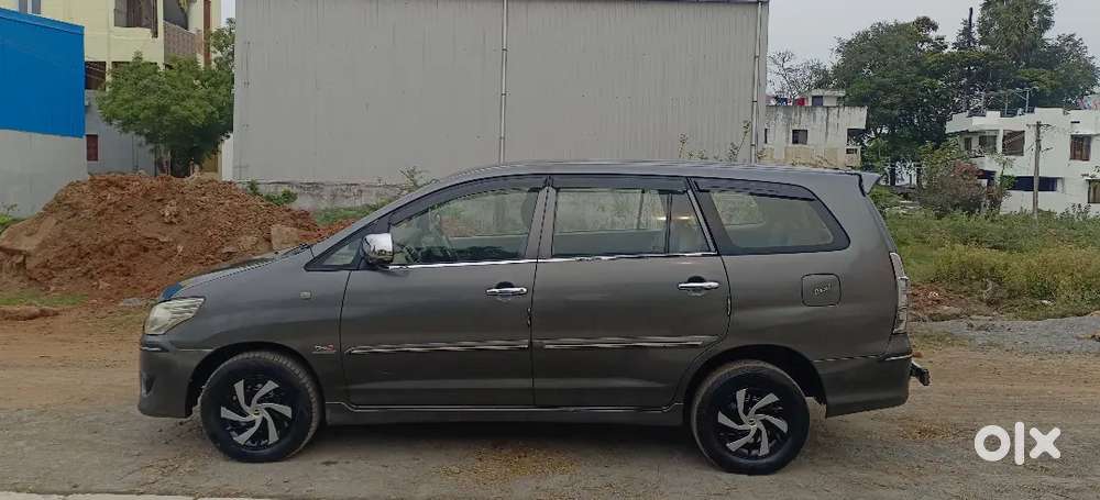 2013 Model...2 Owner...toyota Innova Gx