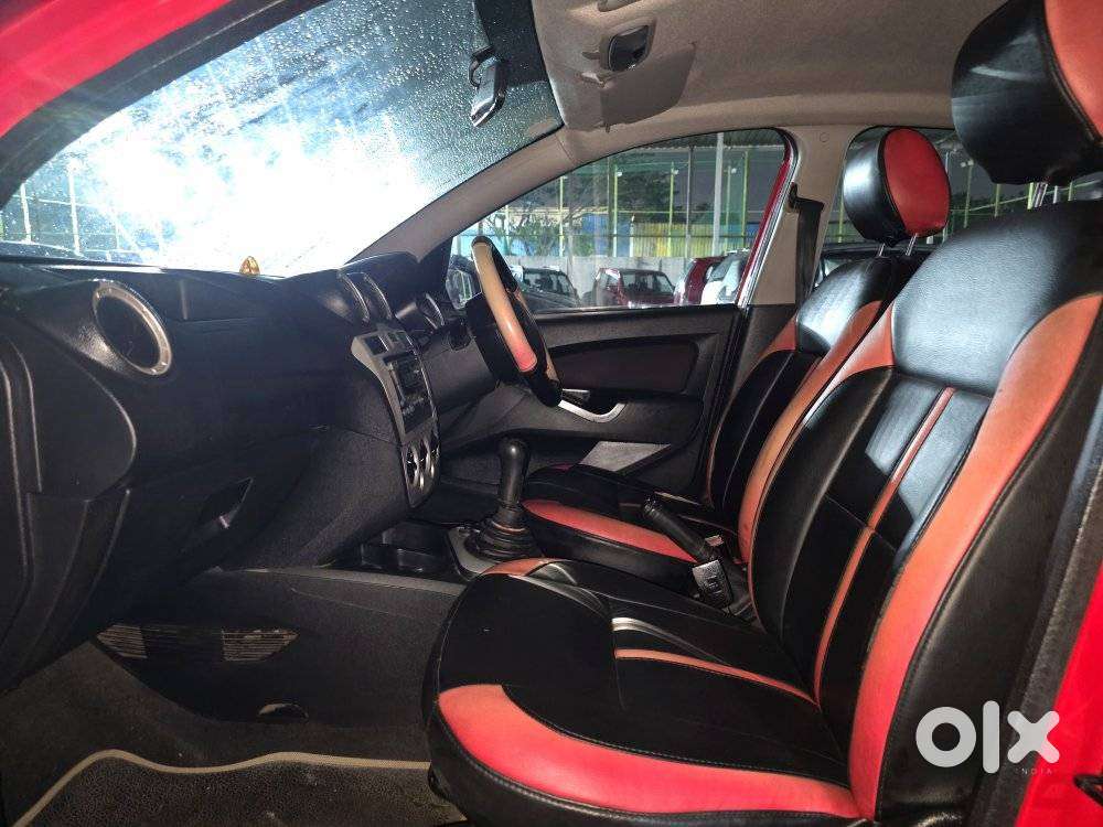 Ford Figo, 2010, Petrol