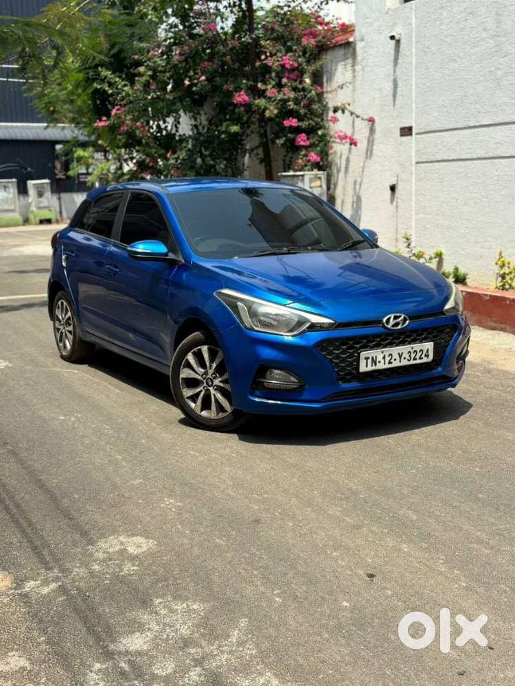 Hyundai I20 Sportz 1.2 Bs-iv, 2018