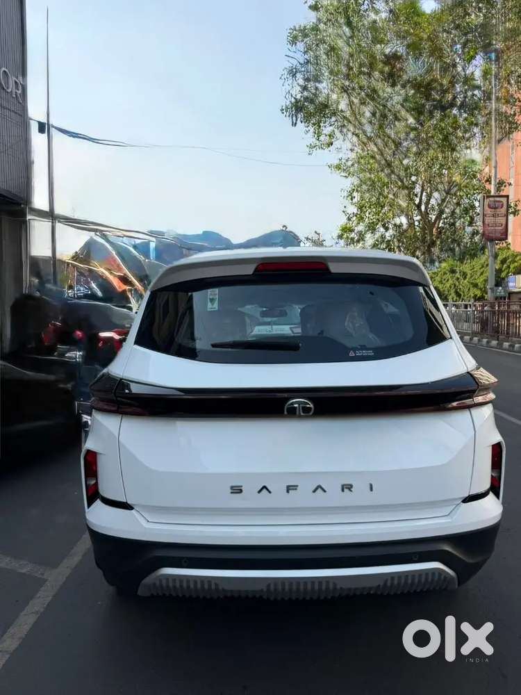 Tata Safari Accomplished Plus 2025