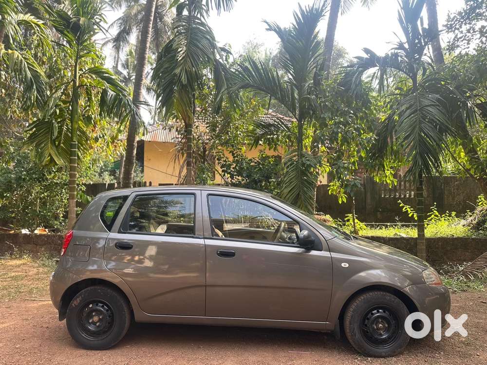 Chevrolet Aveo Petrol 2010