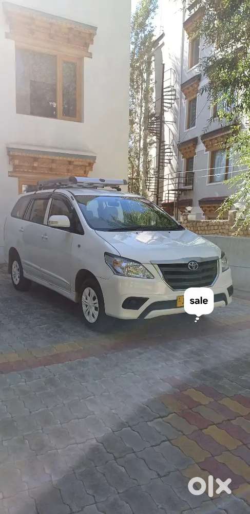 Toyota Innova 2014 Diesel 199999 Km Driven