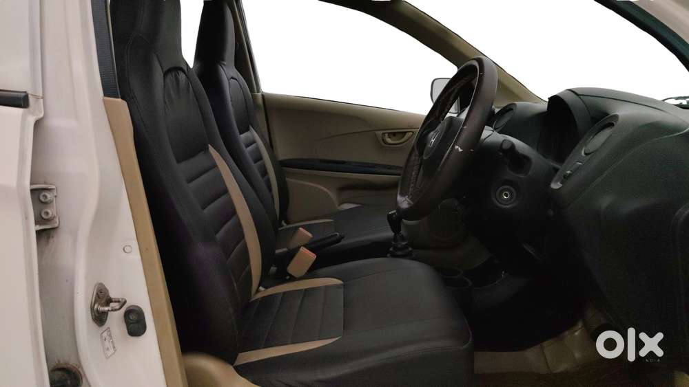 Honda Brio E Mt, 2015, Petrol