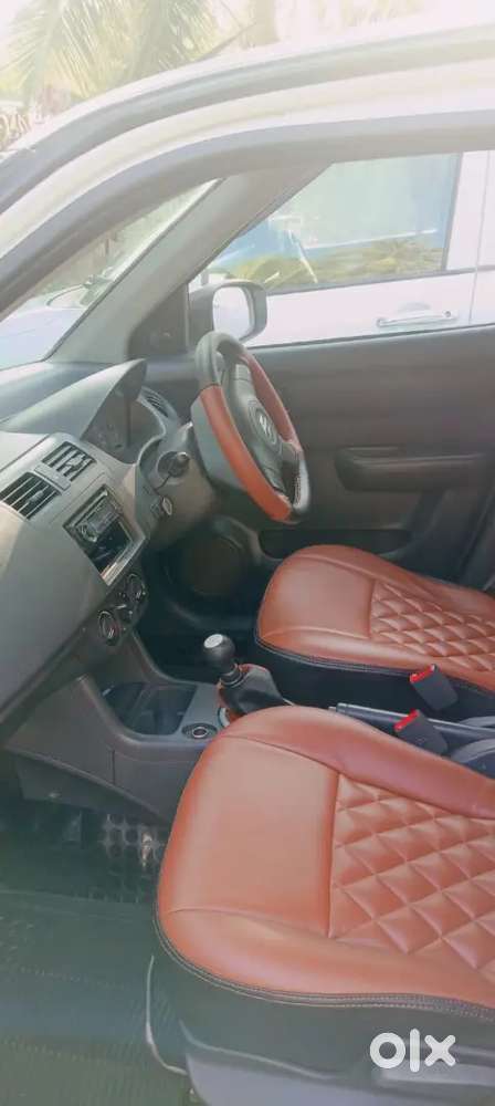 Maruti Suzuki Dzire Tour 2015
