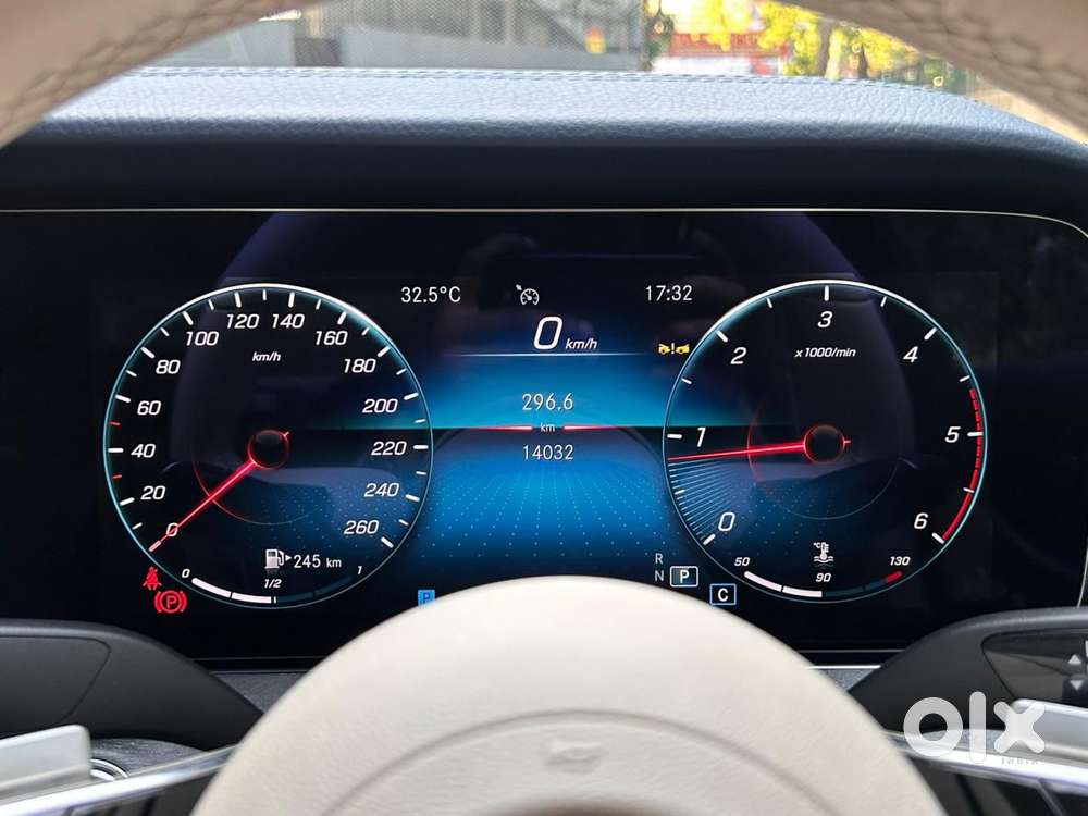 Mercedes-benz E-class E350d, 2024, Petrol