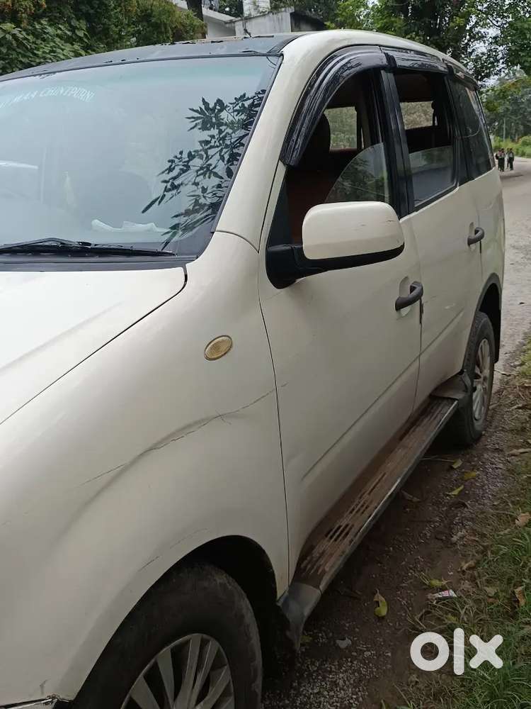 Mahindra Xylo 2.5 E4 2012