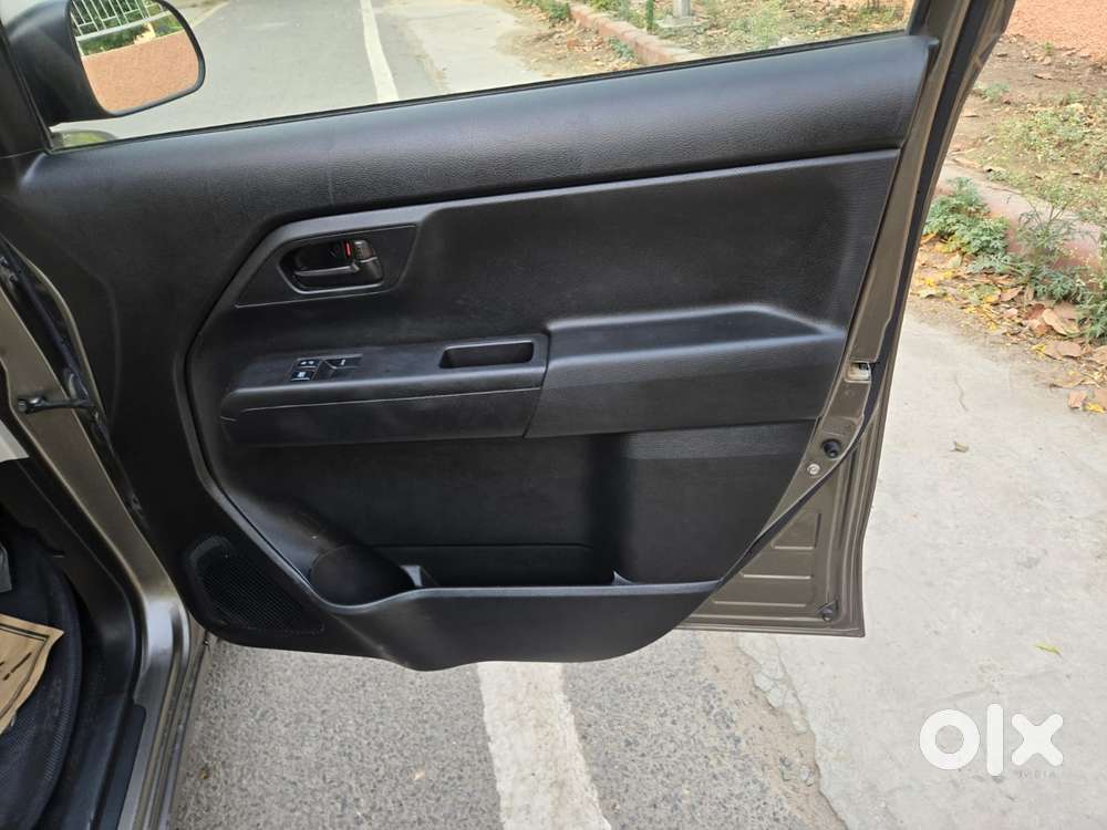 Maruti Suzuki Wagon R Cng Lxi Opt, 2022, Cng & Hybrids