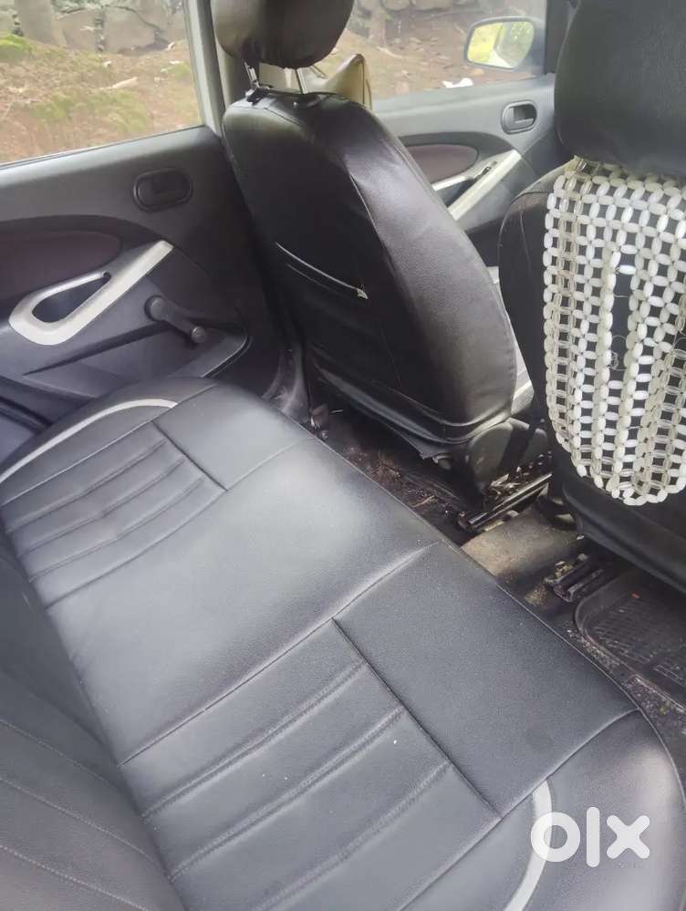 Ford Figo Petrol 2010