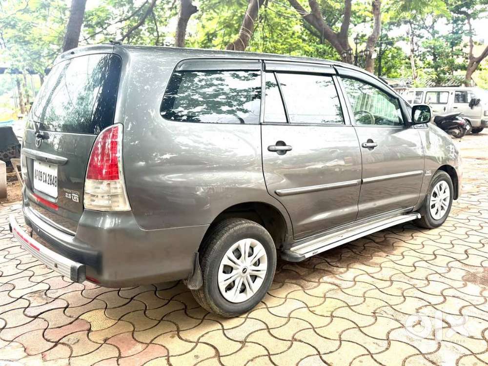 Toyota Innova 2.5 G (diesel) 7 Seater, 2010, Diesel