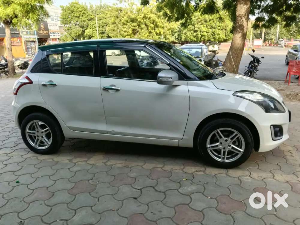 Maruti Suzuki Swift Vxi 2016