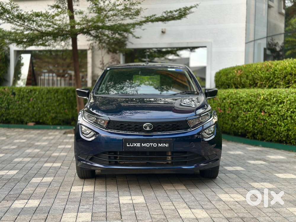 Tata Altroz 1.2 Xza Plus, 2024, Petrol
