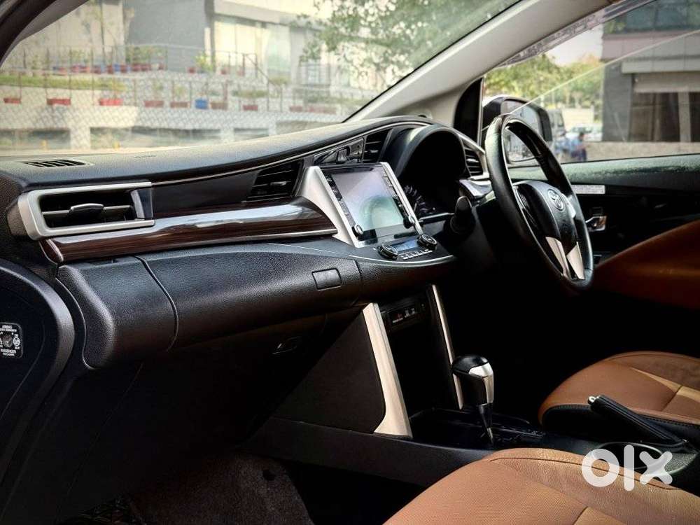 Toyota Innova Crysta [2020-ongoing] 2.4 Zx At 7 Str, 2022, Diesel