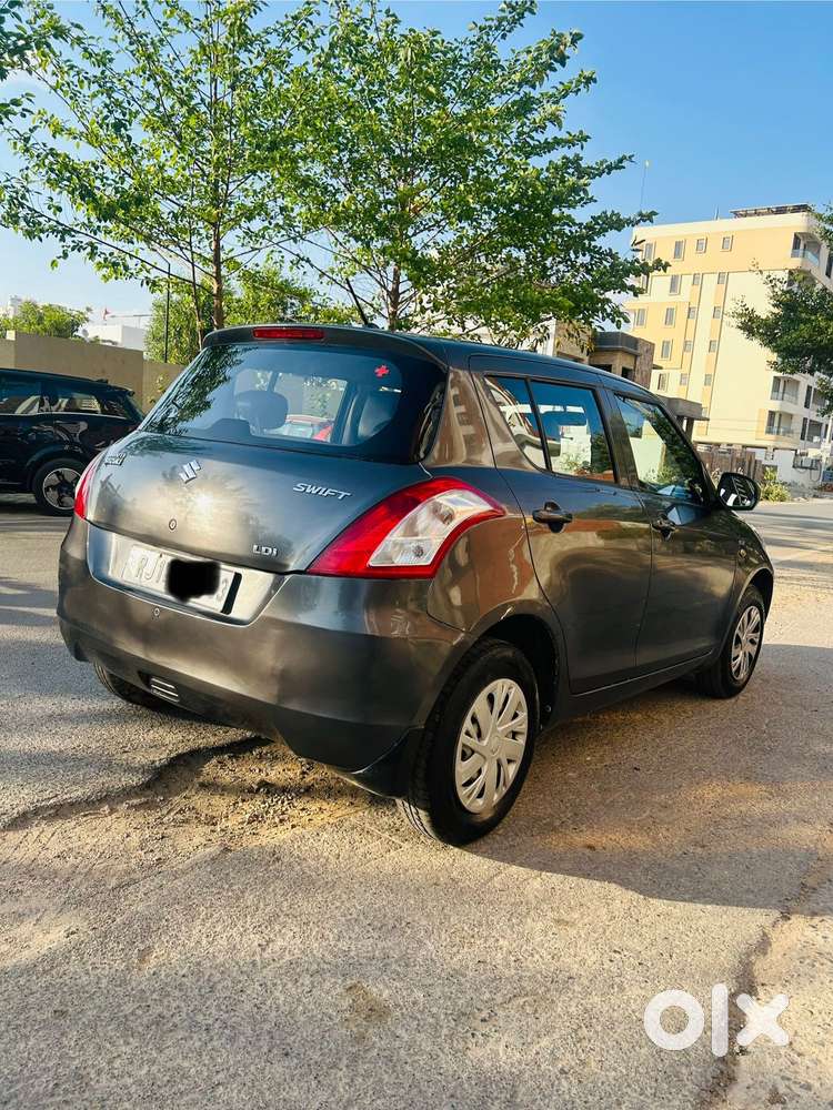 Maruti Suzuki Swift Ldi Optional, 2015, Diesel
