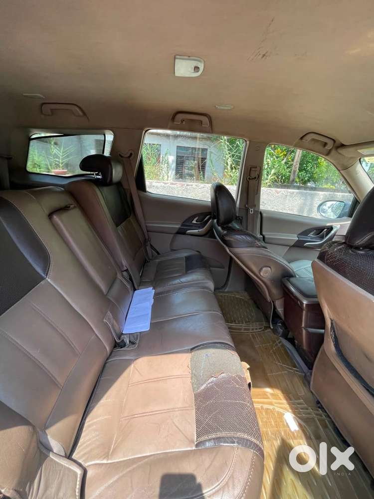 Xuv 500 W8 2013 Model
