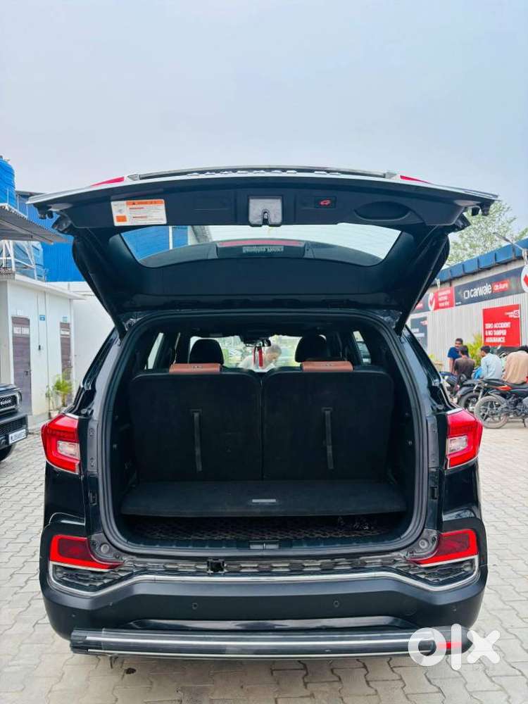 Mahindra Alturas G4 4wd At, 2019, Diesel