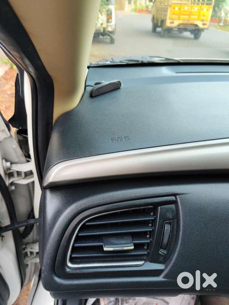 Honda City I-vtec V, 2017, Petrol