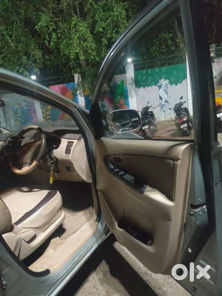 Toyota Innova Hycross 2006 Diesel