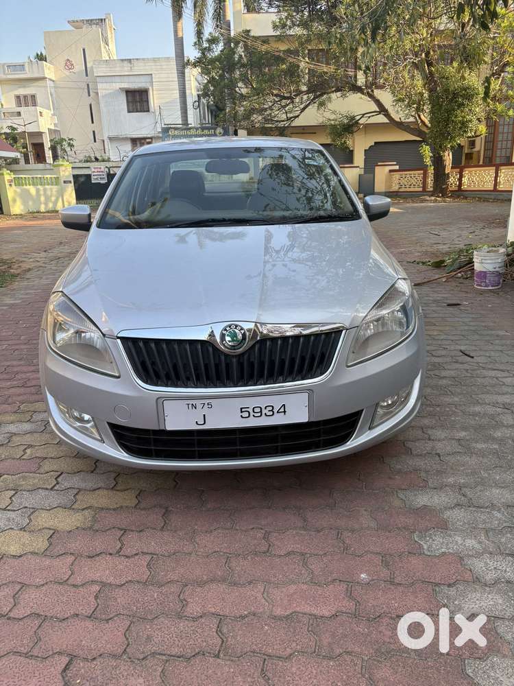 Skoda Rapid Elegance 1.6 Tdi Cr Manual, 2012, Diesel