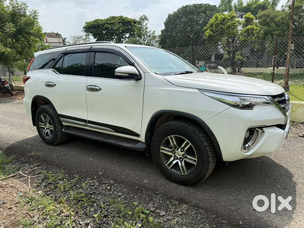2017 Toyota Fortuner Legender