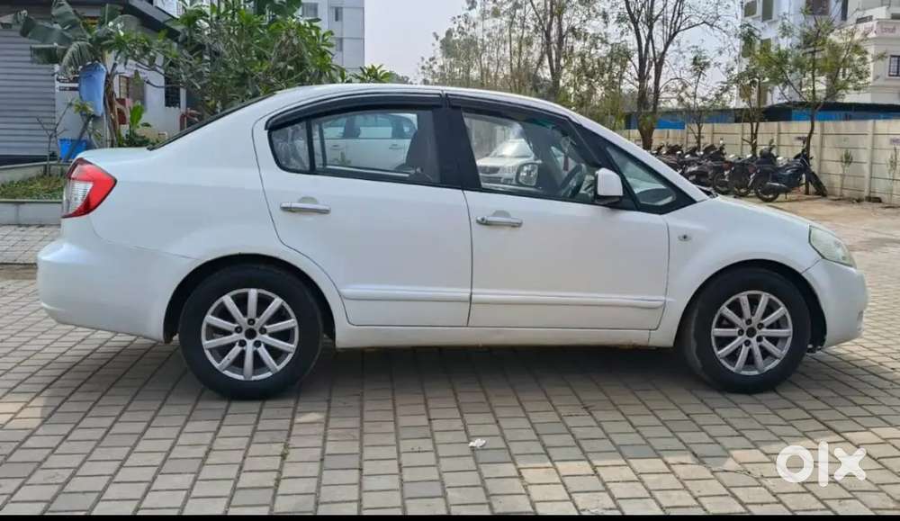 Maruti Suzuki Sx4 2011 ( 1.80l)