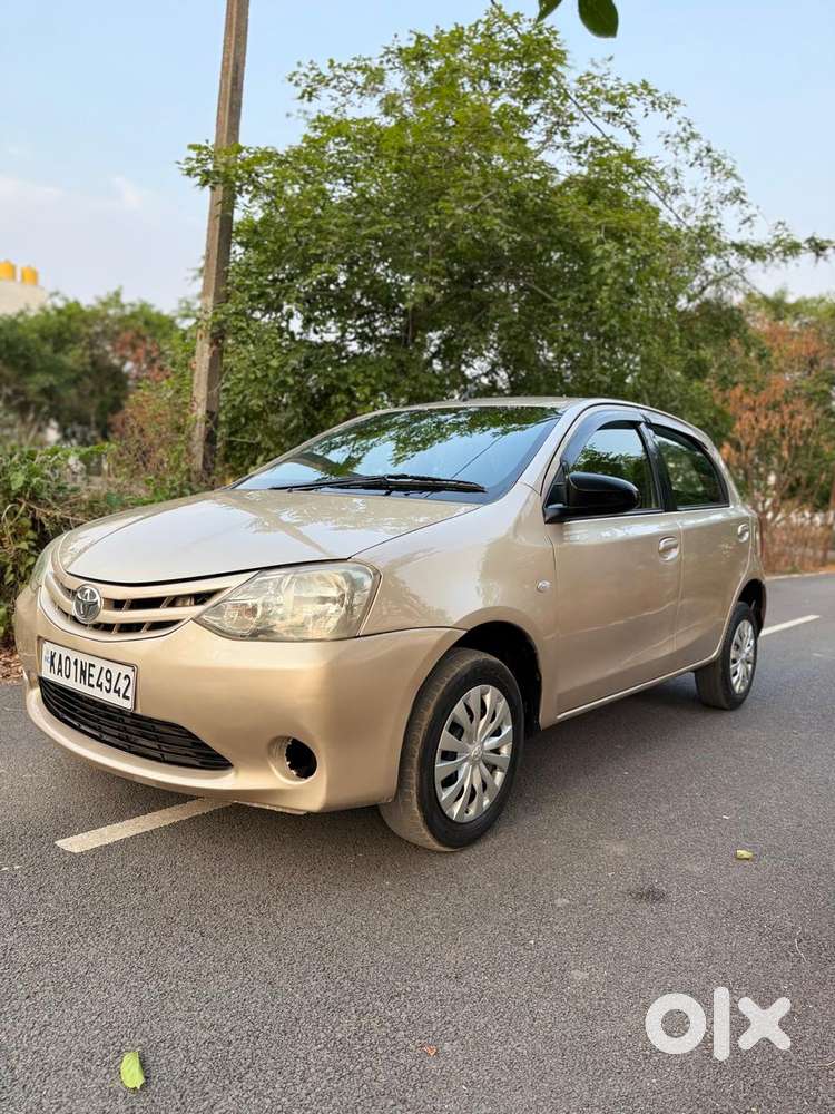 Toyota Etios Liva 2011-2012 G, 2012, Petrol