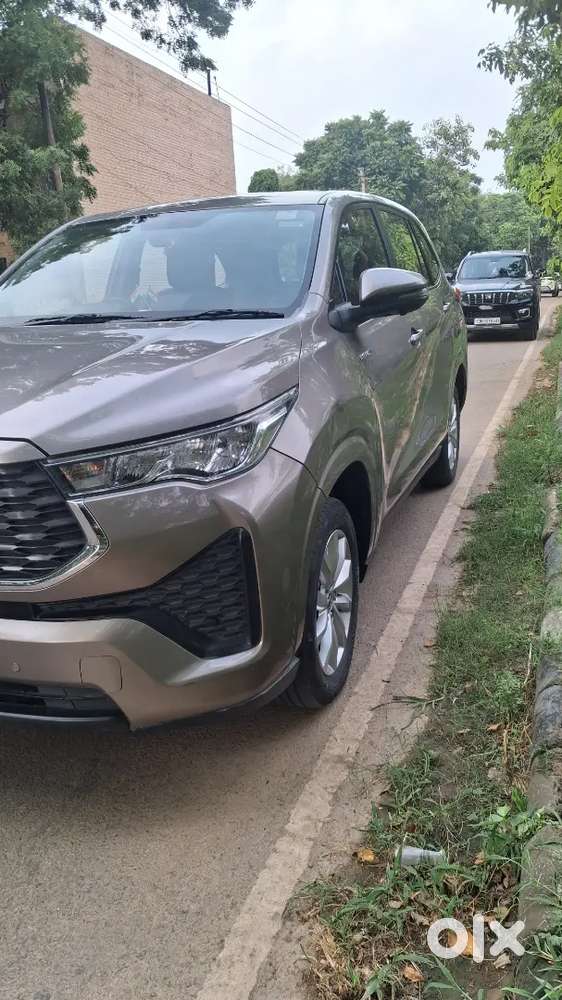 Toyota Innova Hycross Hybrid 2022 With Record