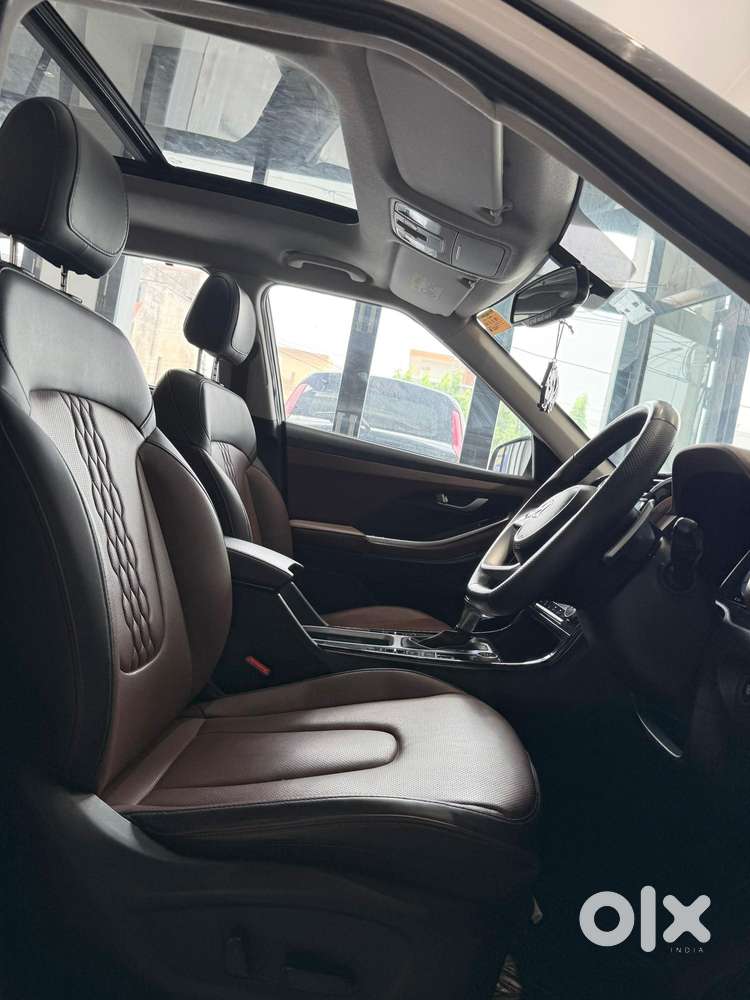 Hyundai Alcazar 1.5 Signature (o) Diesel At 7 Str, 2023, Diesel