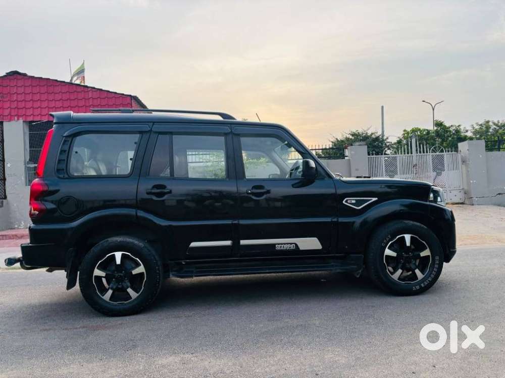 Mahindra Scorpio Classic 2.2 S 11 Mt 7 Cc, 2023, Diesel