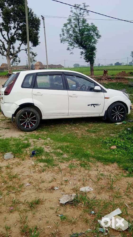 Ford Figo 2012 Petrol 72000 Km Driven