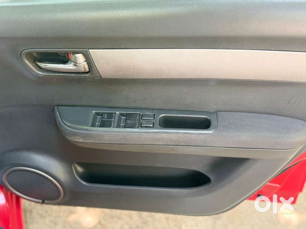 Maruti Suzuki Swift Vxi Optional, 2007, Petrol