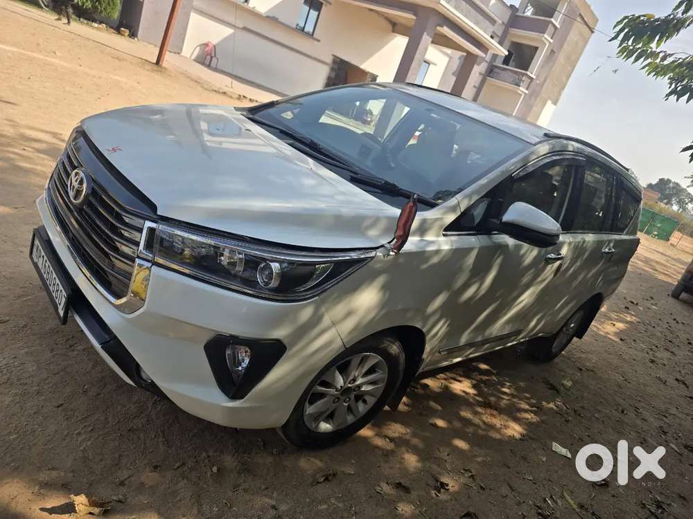 Toyota Innova Crysta 2018 Diesel 120000 Km Driven