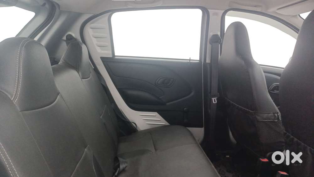 Datsun Redigo T Option, 2017, Petrol