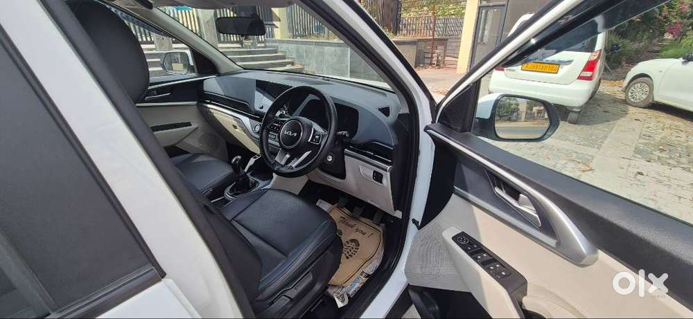 Kia Carens Premium O