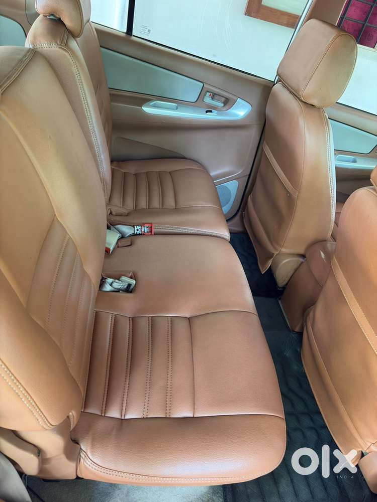 Toyota Innova 2012 Diesel Car