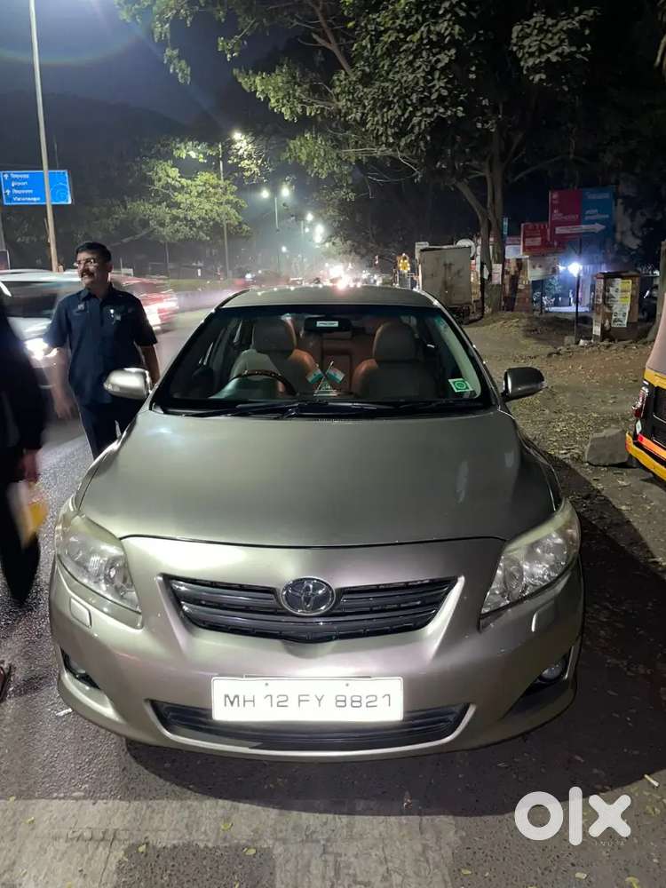 Toyota Corolla Altis 2010