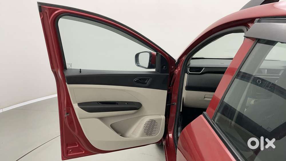 Renault Triber Rxl, 2020, Petrol