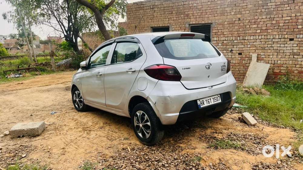 Tata Tiago 2018 Petrol 70000 Km Driven