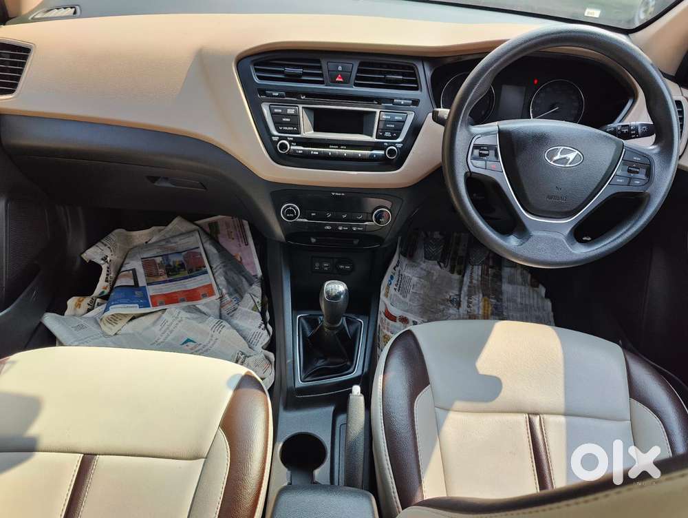 Hyundai Elite I20 Sportz Opt 1.4, 2015, Petrol