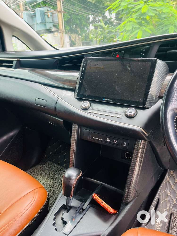 Toyota Innova Crysta 2.8z Automatic, 2018, Diesel