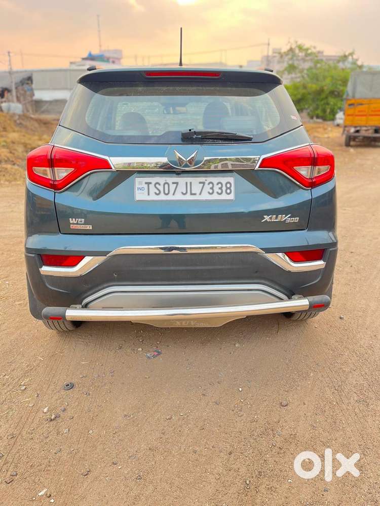 Mahindra Xuv300 W8 Option, 2022, Petrol