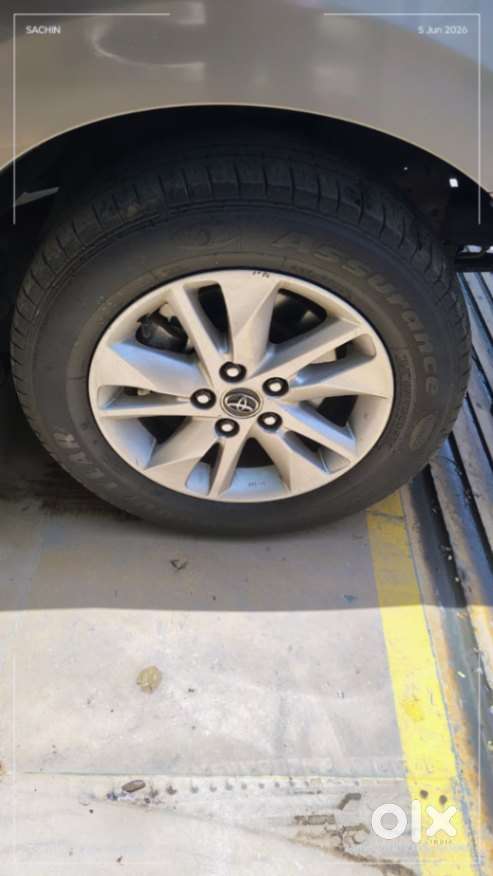 Toyota Innova Crysta 2.4 Vx Mt 8s, 2016, Diesel