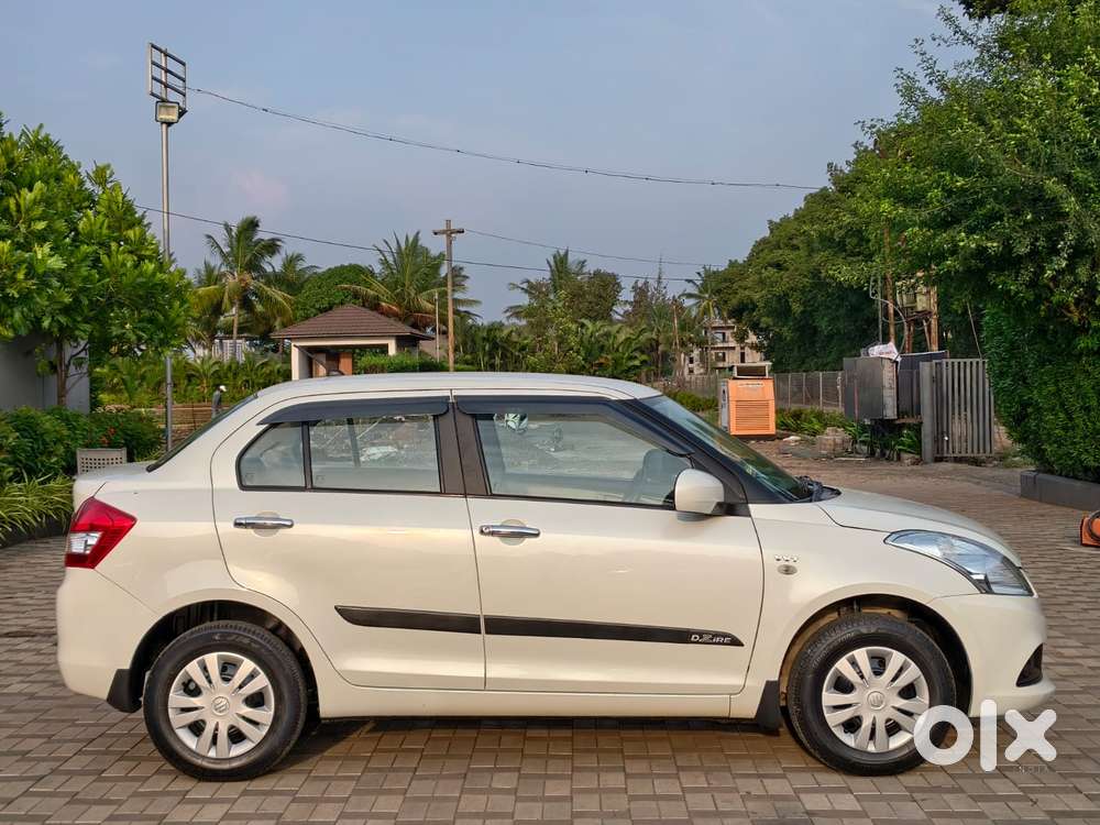 Maruti Suzuki Dzire 1.2 Vxi, 2016, Petrol