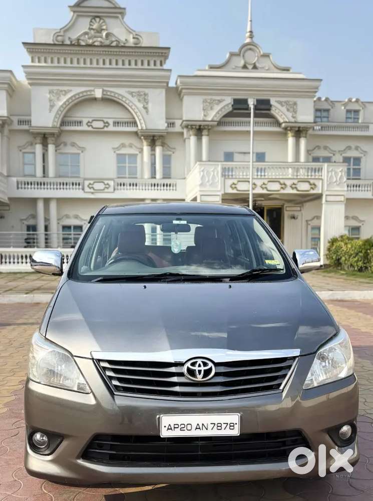Toyota Innova 2012 Diesel 157000 Km Driven