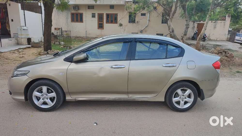 Honda City 2011 Petrol Well Maintained