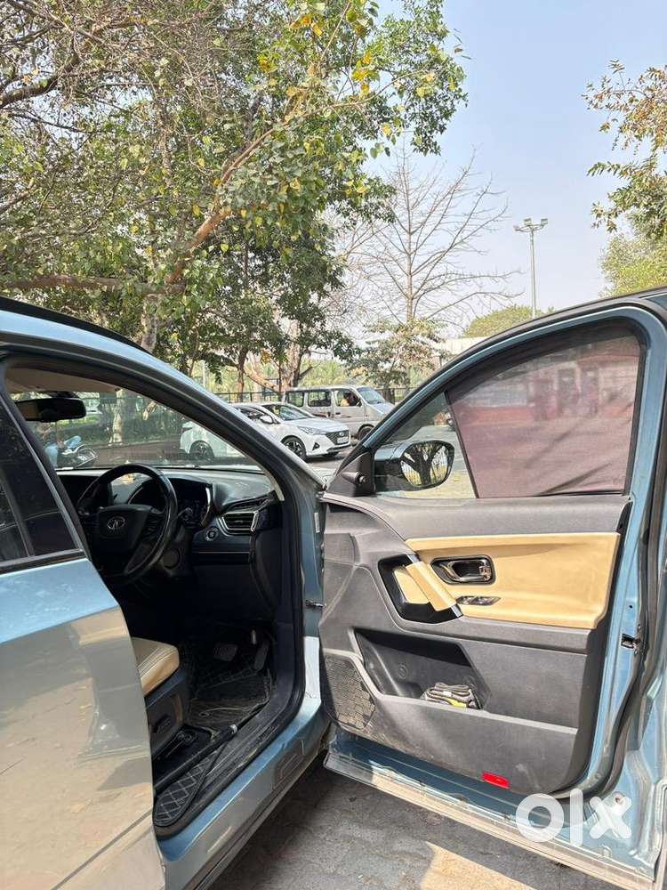 Tata Safari Top Model Automatic Xza+ Adventure 6str
