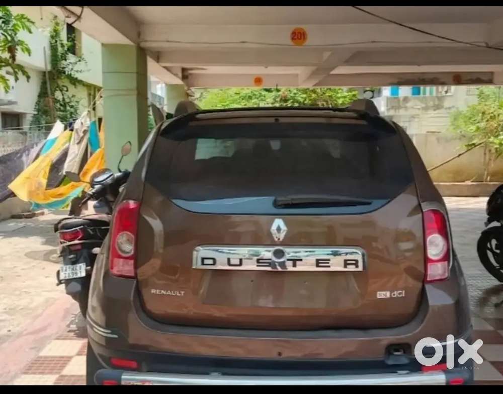 Renault Duster 2014 Diesel 126000 Km Driven
