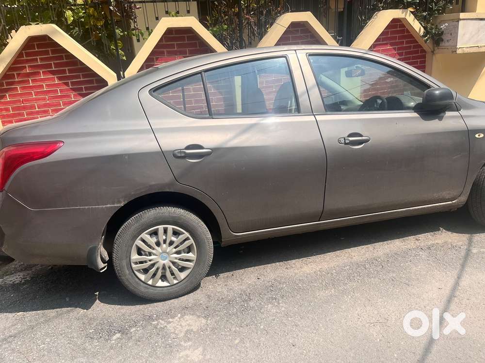Nissan Sunny Petrol 2013