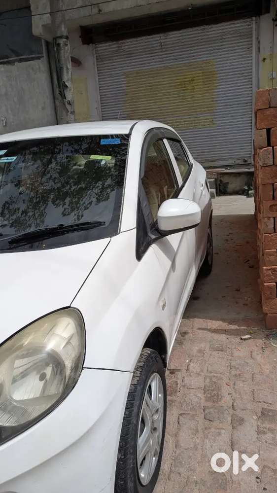 Honda Amaze 2016 Cng & Hybrids Well Maintained