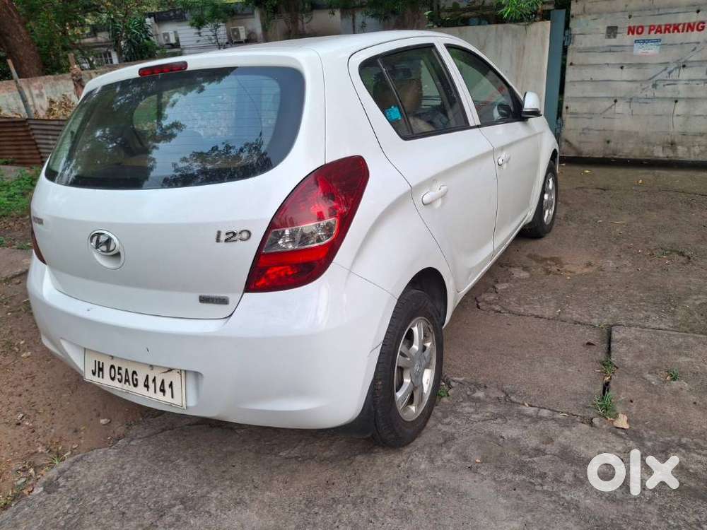 Hyundai I20 Sportz 1.2 Bs-iv, 2011, Petrol